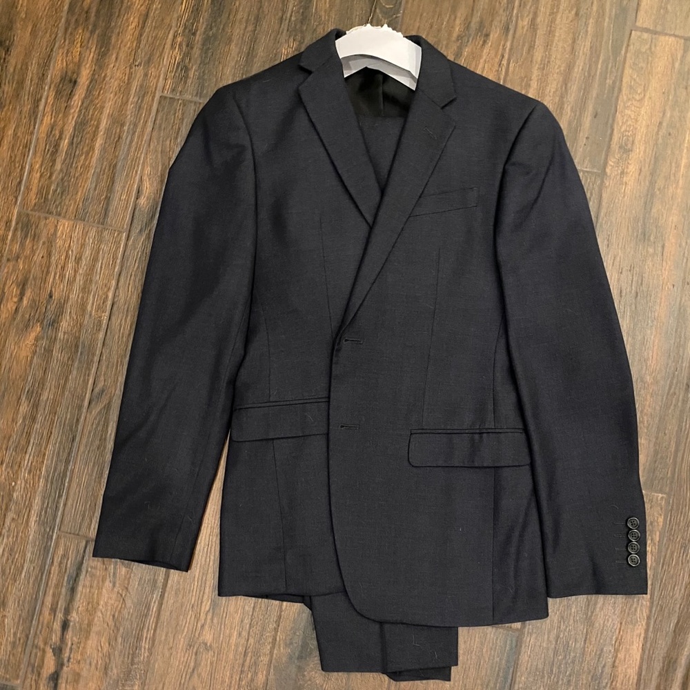 Men’s Suit